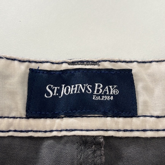 St. John’s Bay shorts grey cargo men’s size 40 - Picture 6 of 8